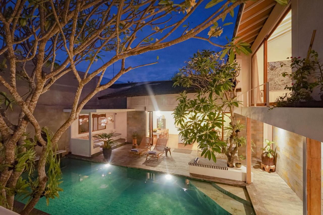 Bias Villa Seminyak ภายนอก รูปภาพ